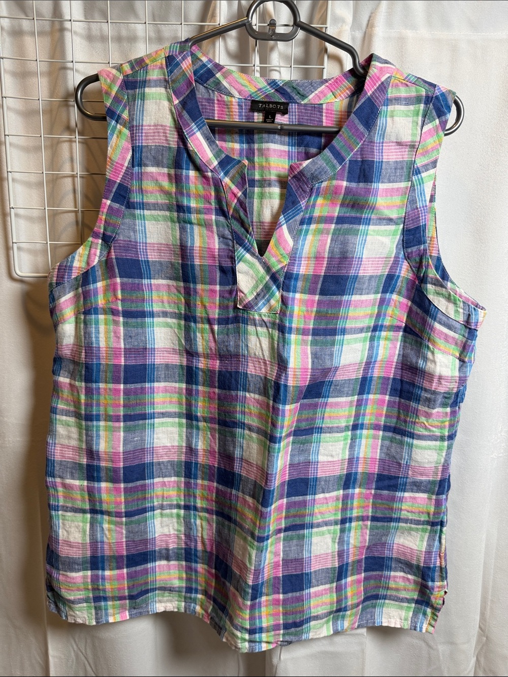 Talbots linen Sleeveless Plaid V-Neck Top shirt